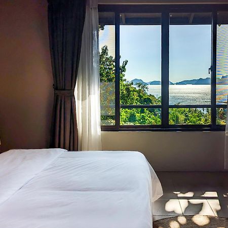 Perch El Nido'S Seaview Villas Overlooking Marimegmeg Exterior photo